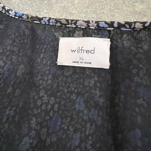 Aritzia Wilfred Daydreamer V Neck Pleated Blue Floral Puff Sleeve Sz XL Boho EUC - Picture 5 of 11